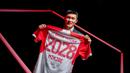 Pemain internasional Korea Selatan berusia 26 tahun itu bergabung dari Napoli dengan kontrak lima tahun hingga 30 Juni 2028. (Dok Bayern)