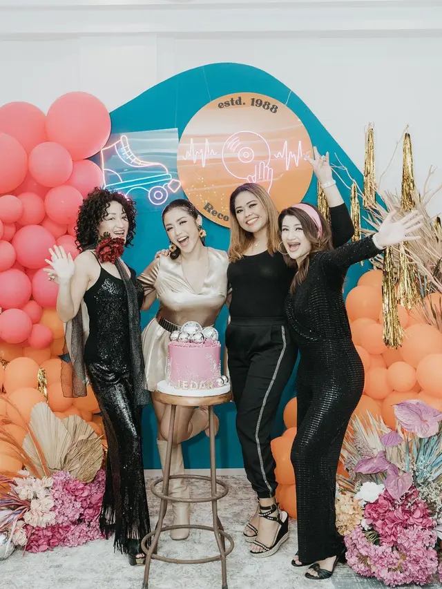 Jessica Iskandar rayakan ulang tahun ke-35 (Instagram/inijedar)