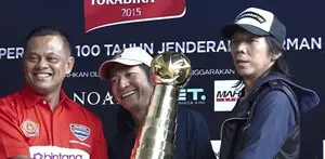 Setelah satu tahun vakum dari dunia musik tanah air, Abdee Slank akan tampil lagi bersama Slank di Jenderal Sudirman Cup.