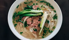 Resep Pho Rumahan yang Hangat dan Gurih, Cocok untuk Musim Hujan