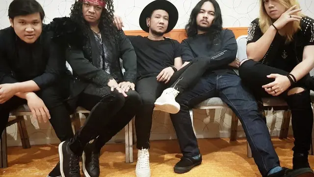 Personel band Candil In The Rockalisasi