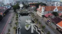 Suasana kawasan Kali Besar kawasan Kota Tua Jakarta, Selasa (21/4/2020). Seiring pelaksanaan WFH dan PSBB di DKI Jakarta, kawasan wisata terbuka yang biasanya ramai dikunjungi kini terlihat lengang. (Liputan6.com/Helmi Fithriansyah)