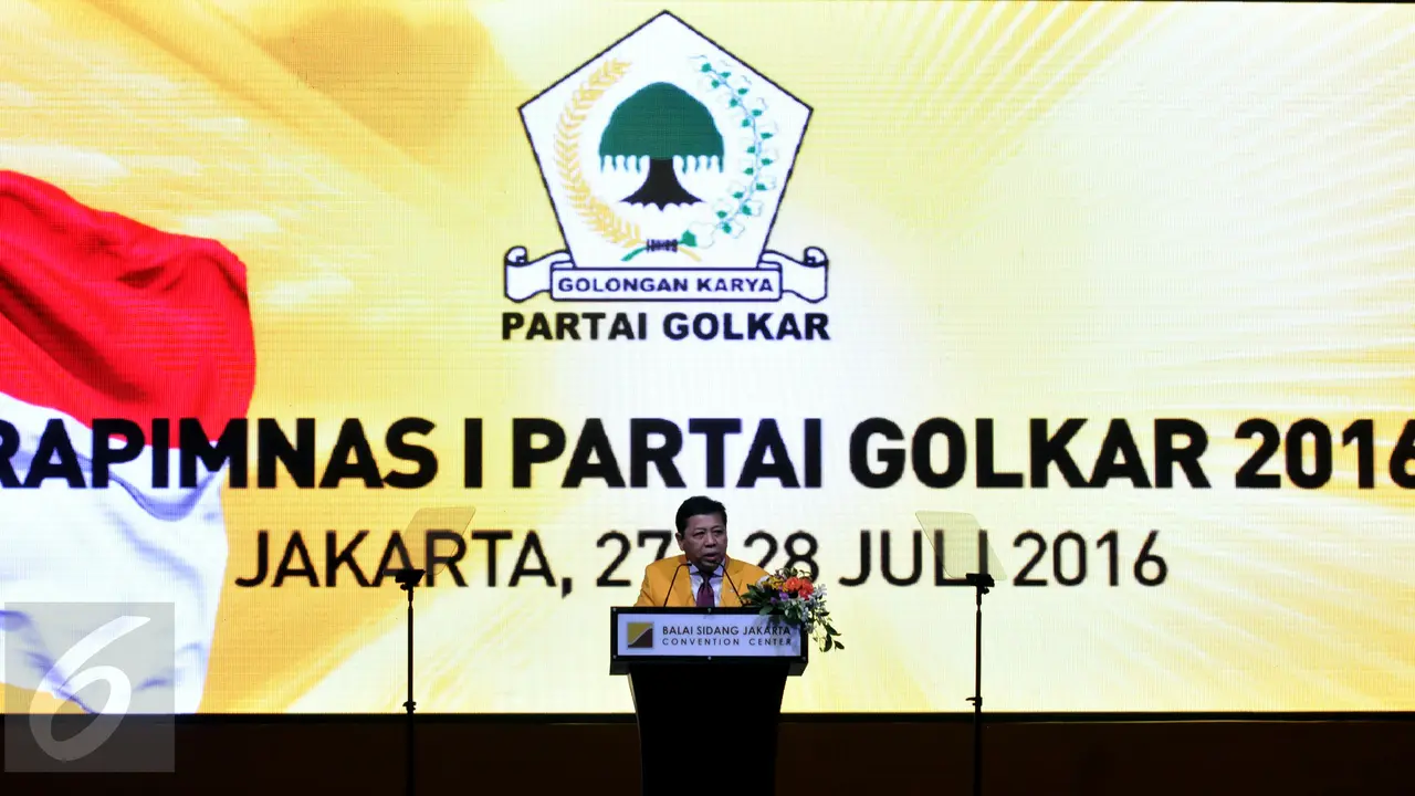 20160727-Politikus Senior Golkar Hadiri Pembukaan Rapimnas-Jakarta