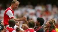 Dennis Bergkamp bermain untuk Arsenal pada tahun 1995 hingga 2006. Bergkamp pernah menjadi asisten pelatih Ajax pada 2011 hingga 2017. (AFP/Odd Andersen)