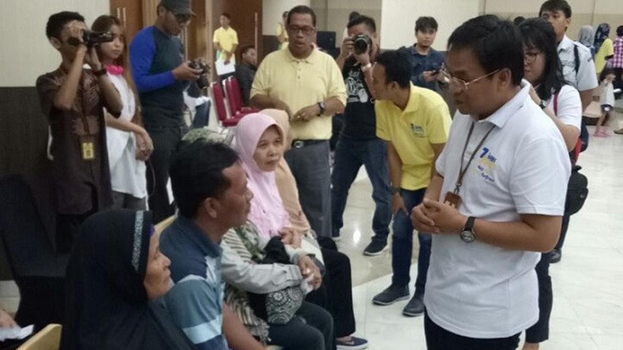 Kepala Kanwil DJP Wajib Pajak Besar, Mekar Satria Utama terus memimpin acara bakti sosial (foto: Kanwil DJP Pajak Besar)
