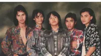 6 Foto Lawas Dewa 19 Saat Masih Remaja, Ahmad Dhani Mirip Dul (IG/reuninostalgia)