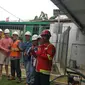 Pemilik Nusantara Top, Ramlan (bercelana pendek) bersama Tim Sales Area Cirebon.