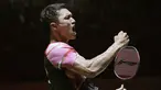 Pebulu tangkis tunggal putra Indonesia Jonatan Christie bereaksi setelah mengalahkan Shi YU Qi dari China pada babak semifinal Indonesia Masters 2023 di Istora Senayan, Jakarta, Rabu (25/1/2023). Jojo, sapaannya, menundukkan pemain China Shi Yu Qi dengan skor 21-13, 15-21, 21-19. (AP Photo/Achmad Ibrahim)