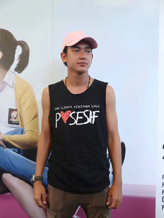 Banyak pelajaran didapat dalam film terbarunya. Berperan Yudhis, cowok posesif. Dengan lawan main pemeran baru, Putri Marino yang berperan sebagai Lala. Kisah cinta Yudhis dan Mario yang awalnya sederhana berubah rumit dan bahaya.(Nurwahyunan/Bintang.com)