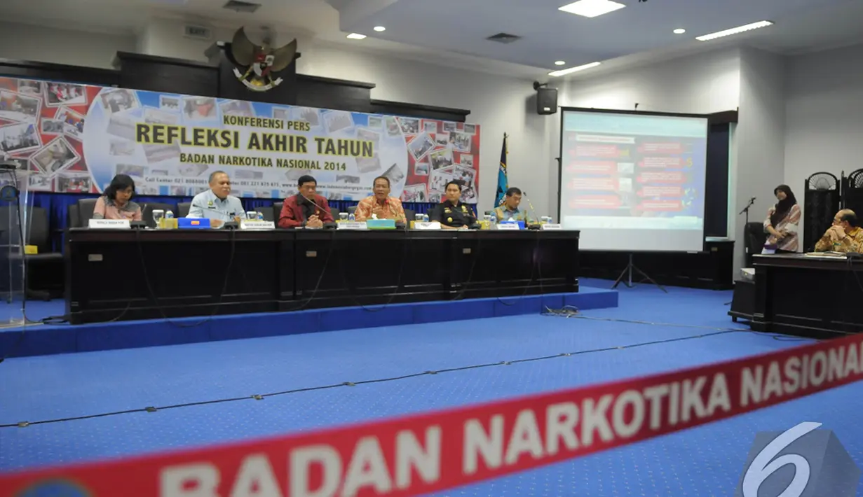 Pada 2014 BNN fokus pada merehabilitasi pengguna narkoba namun pihaknya juga secara tegas akan menghukum berat para pengedar narkoba, Jakarta, Selasa (23/12/2014). (Liputan6.com/Herman Zakharia)
