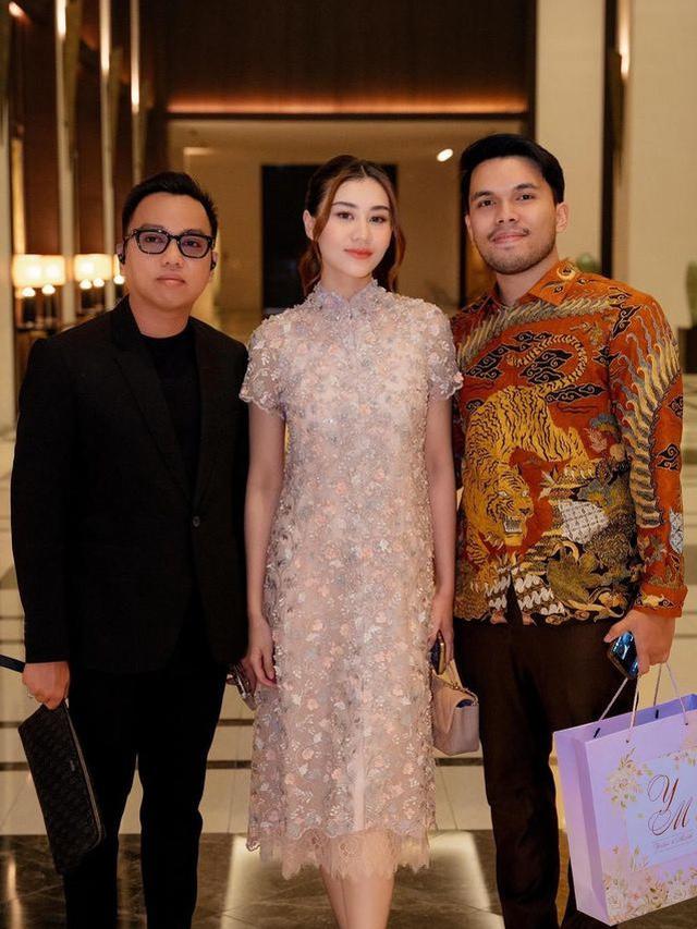 Aaliyah Massaid di Acara Ngunduh Mantu Kakak Fadil Jaidi. [@aaliyah.massaid]