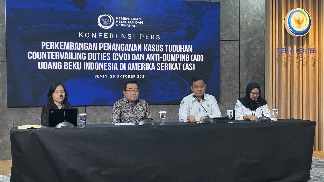 Konferensi pers perkembangan penanganan kasus tuduhan countervailing duties dan anti dumping udang beku Indonesia di AS. (Foto: Liputan6.com/Tira Santia)