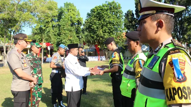 Kecelakaan tunggal di ruas Tol Pemalang dalam arus mudik lebaran 2019, dua korban tewas, Minggu 2 Juni 2019. (Foto: Liputan6.com/Polres Pemalang/Muhamad Ridlo)