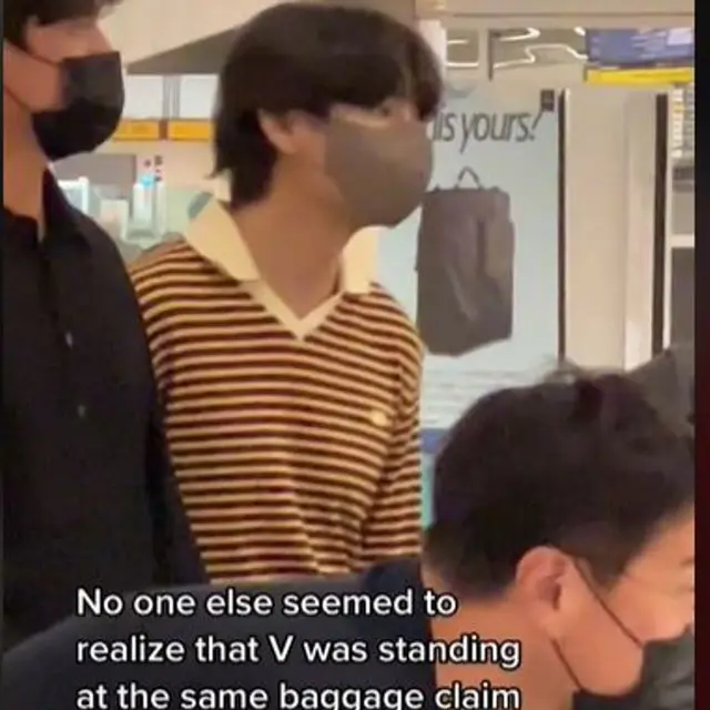 Tampilan Simpel V-BTS di Bandara New York, Nyaris Tak Dikenali Penggemar