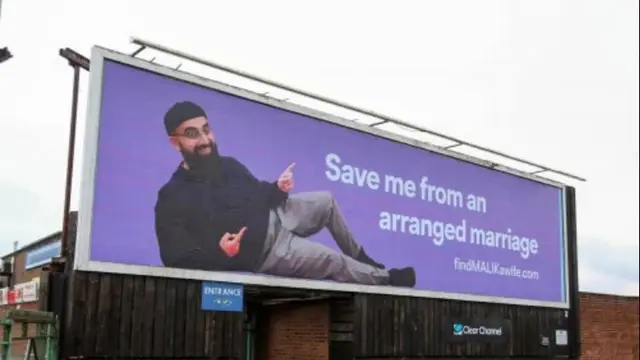 Menolak Dijodohkan, Pria asal London Cari Pasangan Hidup Lewat Iklan Billboard