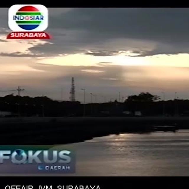 Video Mari Nikmati Senja Nan Indah Di Pantai Boom
