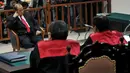 Permintaan Emir dikarenakan Jaksa Penuntut Umum (JPU) tidak dapat menghadirkan dua saksi kunci dalam persidangan (Liputan6.com/Johan Tallo)
