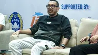 Anggota Exco PSSI, Arya Sinulingga,dalam Diskusi Refleksi 94 Tahun PSSI di GBK Arena, Jakarta, Sabtu (11/5/2024) (Bola.com/Syahkist Afi Daib)