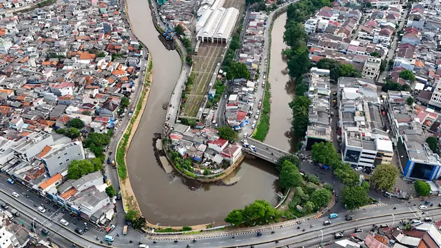 Normalisasi Kali Ciliwung Bakal Dilanjutkan