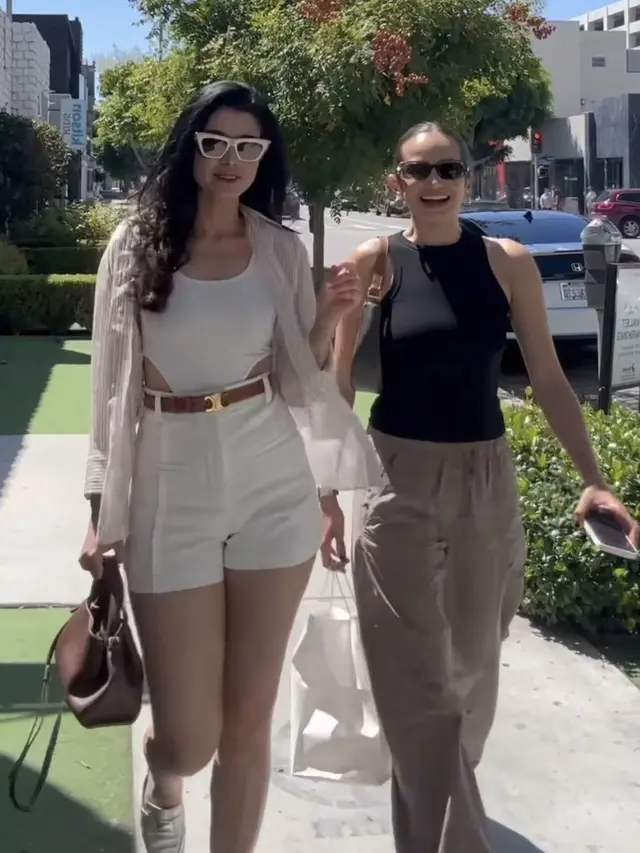 Enzy Storia dan Medina Dina di Amerika Serikat. [@enzystoria]