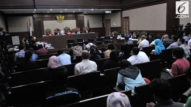 Sidang perkara korupsi pengadaan proyek e-KTP dengan terdakwa dua mantan Pejabat Ditjen Dukcapil Kemendagri Irman dan Sugiharto kembali digelar di Pengadilan Tipikor, Jakarta Pusat