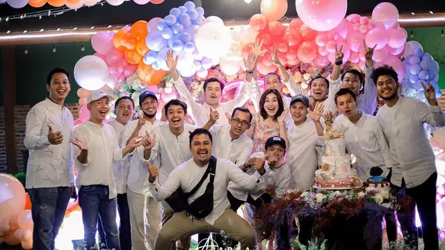 Ayu Ting Ting ultah ke-30 (Instagram/ayutingting92)