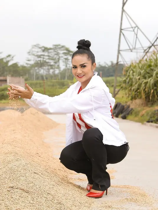 (Instagram/krisdayantilemos)