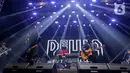 Grup band Dewa feat Ello saat tampil di hari kedua konser musik Soundsfest 2024 yang digelar di kawasan Summarecon Mal Bekasi, Jawa Barat, Minggu (28/7/2024). (Liputan6.com/Herman Zakharia)