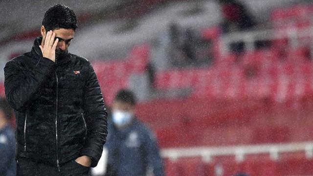 Foto Liga Inggris: Reaksi Mikel Arteta Kala Arsenal Digilas Aston Villa di Stadion Emirates