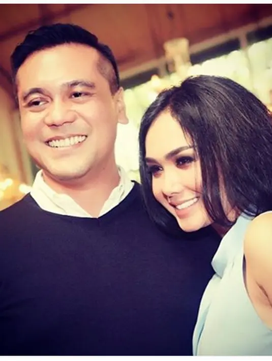 Seperti diketahui, pasangan ini Yuni dan Chiko menjalin hubungan sekitar setahun. Bahkan Yuni juga mengajak Chiko menghadiri acara ulang tahun kakaknya, Krisdayanti dikawasan Sudirman tahun lalu. (Bintang.com/Instagram)