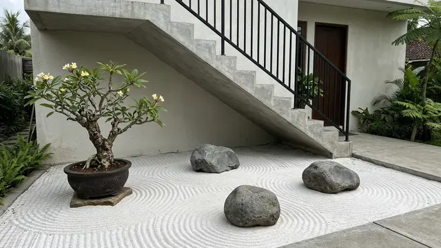 Ide Taman Mini di Bawah Tangga Luar Rumah