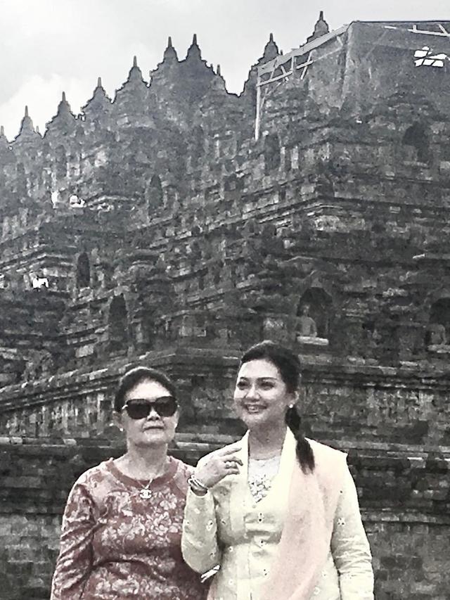 6 Potret Ibunda Bella Saphira yang Memesona di Usia 80 Tahun, Jarang Tersorot