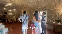 8 Potret Honeymoon Luna Maya dan Maxime Bouttier Saat Menginap di Hotel Italia, Bangunan Estetik dan Megah (sumber: YouTube Luna Maya Official)