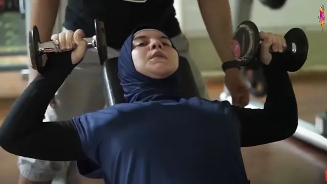 6 Momen Irish Bella Jalani Program Penurunan Berat Badan, Ditemani Suami