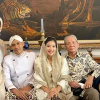 Olivia Zalianty jadi salah satu perempuan paling bahagia saat ini. Ia diketahui baru saja melangsungkan pernikahan. (Instagram @oliviazallianty)