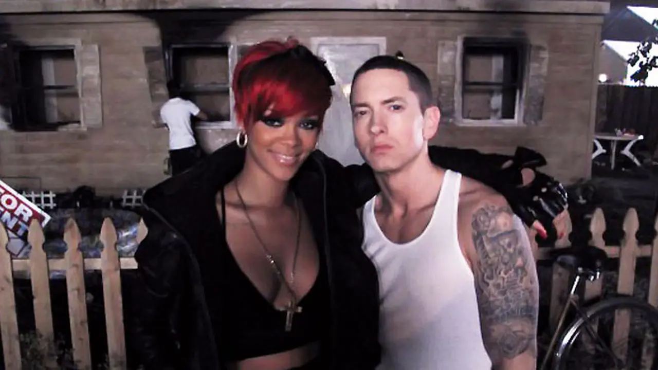 eminem-rihanna-131029b.jpg