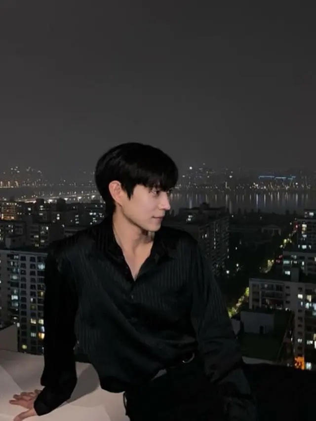 7 Potret Kim Young Dae, Lakoni Peran Ganda dalam Drakor Moon In The Day