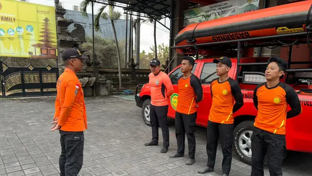 Jenazah Perempuan Tanpa Identitas Diduga WNA Ditemukan Mengambang di Pantai Nyang Nyang