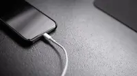 Cara Menghemat Baterai HP iPhone agar Awet dan Enggak Sering Mengecas