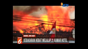 Peristiwa ini membuat panik tamu hotel dan sebanyak 21 kamar ludes terbakar.