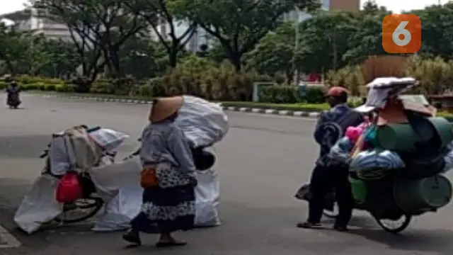 manusia karung