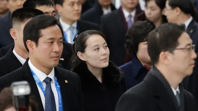 Ekspresi Adik Perempuan Kim Jong-un Saat Tiba di Korea Selatan