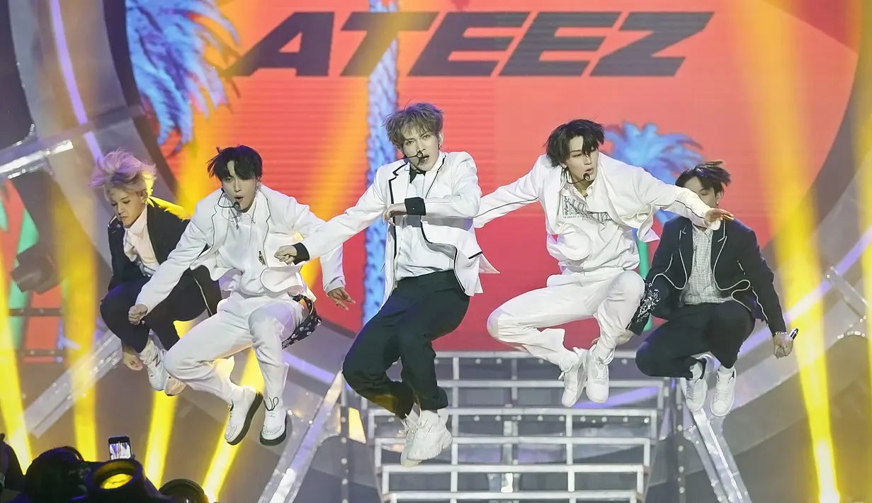 Ateez di Istora Senayan Jakarta, Jumat (20/9/2019). (Bambang E. Ros/Fimela.com)