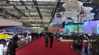 Suasana pameran otomotif GIIAS 2022. (Liputan6.com/Arief Aszhari)
&nbsp;