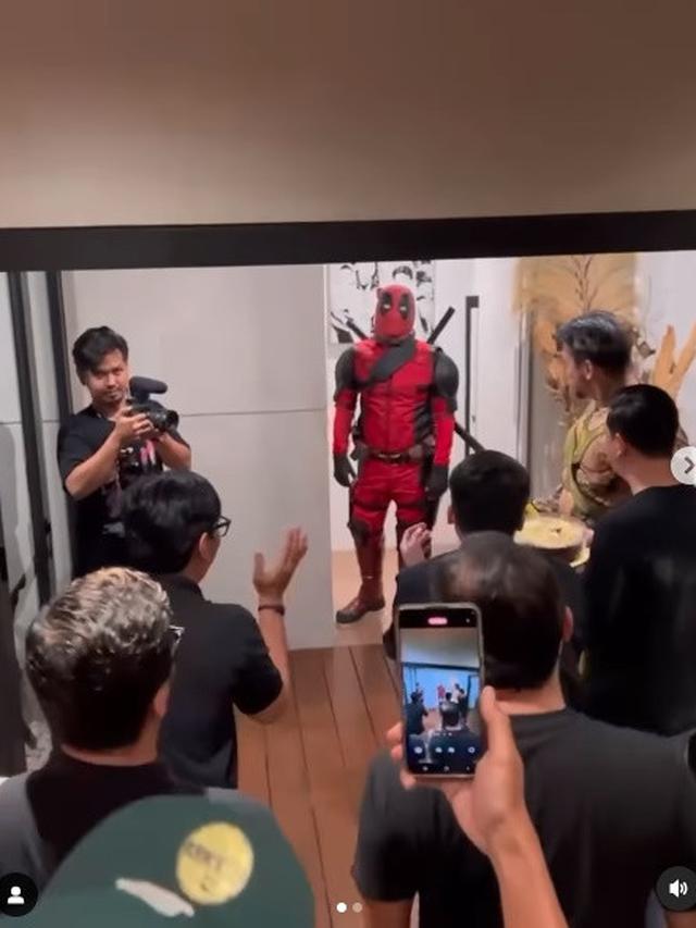 7 Momen Kocak Kejutan Ulang Tahun Gading, Wendy dan Tora Sudiro Dari Geng The Prediksi