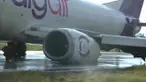 Pesawat cargo milik maskapai penerbangan Cardig Air, tergelincir di bandara Wamena Papua, jumat petang/sekitar pukul 15.45 WIT, di duga pesawat jenis boing 737-300 f dengan kode pk-bby ini tergelincir karena kelebihan muatan dan kencangnya angin saat...