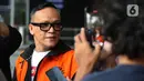 Para tersangka berasal dari berbagai posisi di jajaran Kemenaker dan perusahaan penyedia jasa K3. Tampak dalam foto, mantan Wakil Menteri Ketenagakerjaan, Immanuel Ebenezer Gerungan (Noel) usai menjalani pemeriksaan lanjutan di gedung Merah Putih Komisi Pemberantasan Korupsi (KPK), Jakarta, Selasa (25/11/2025). (Liputan6.com/Helmi Fithriansyah)