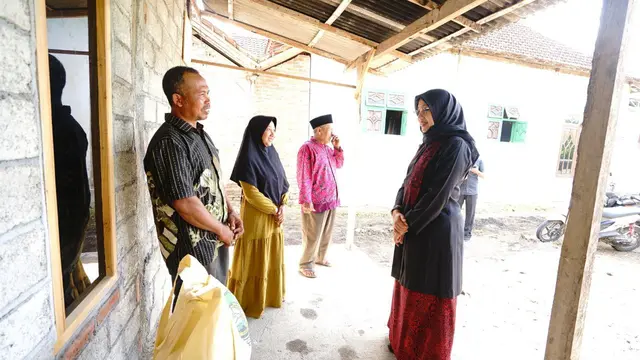 Bupati Ipuk Cek Potensi Desa dan Layanan Publik di Bunga Desa Kedungwungu