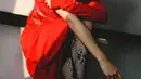 Memiliki paras cantik, pemain sinetron Upik Abu dan Laura ini selalu tampil modis. Ketika menghadiri acara formal, penampilannya pun berhasil curi perhatian. Kali ini, Cinta Laura tampil elegan dengan gaun merah.(liputan6.com/IG/@claurakiehl)