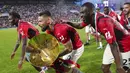 Ketiga gol kemenangan AC Milan dicetak Olivier Giroud pada menit ke-17 dan 32', serta Franck Kessie menit ke-36. (Spada/LaPresse via AP)